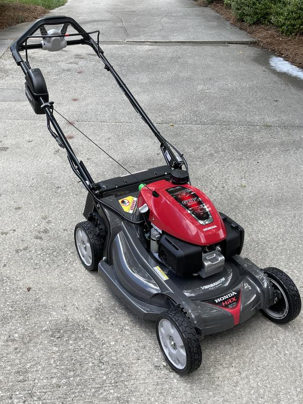 Honda hrx217k6hya 21 inch 4 in 1 versamow best sale system gas walk behind lawn mower