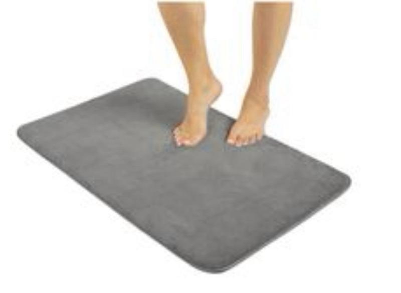 21x32 Inch Fluffy Foamed Bath Rug Upper Fluffy Surface and Grip