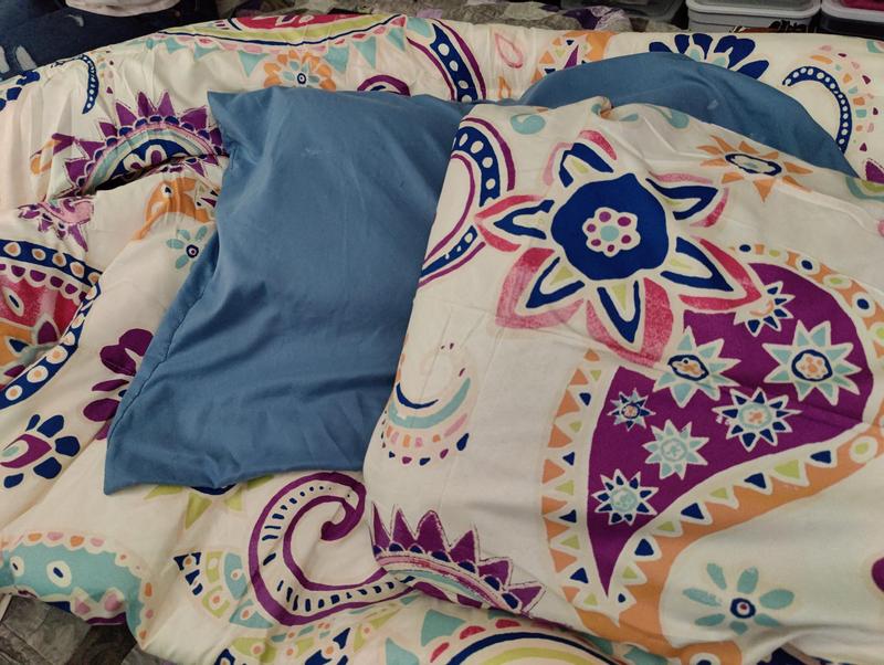 Pillow sham & comforter