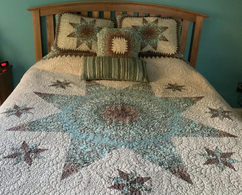 Donna Sharp Sea Breeze Star Quilt Set