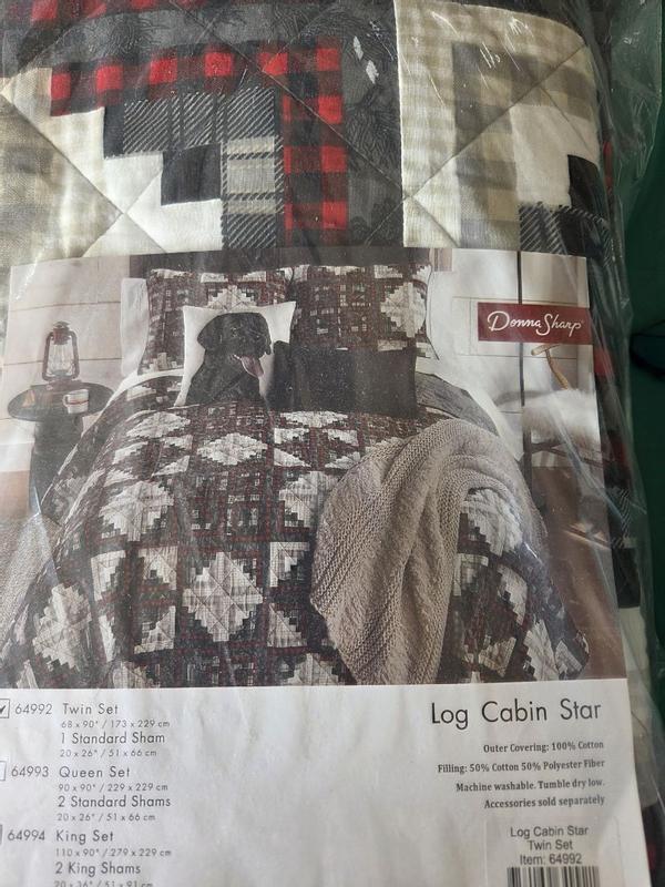 Donna Sharp 18-in x 18-in Log Cabin Star (Lab) Square Indoor Decorative ...