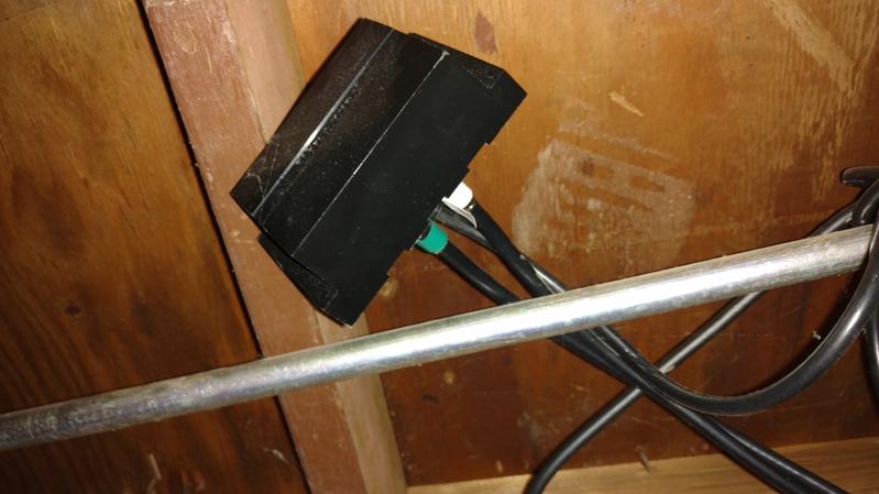Diplexer to combine both directions in to one feed