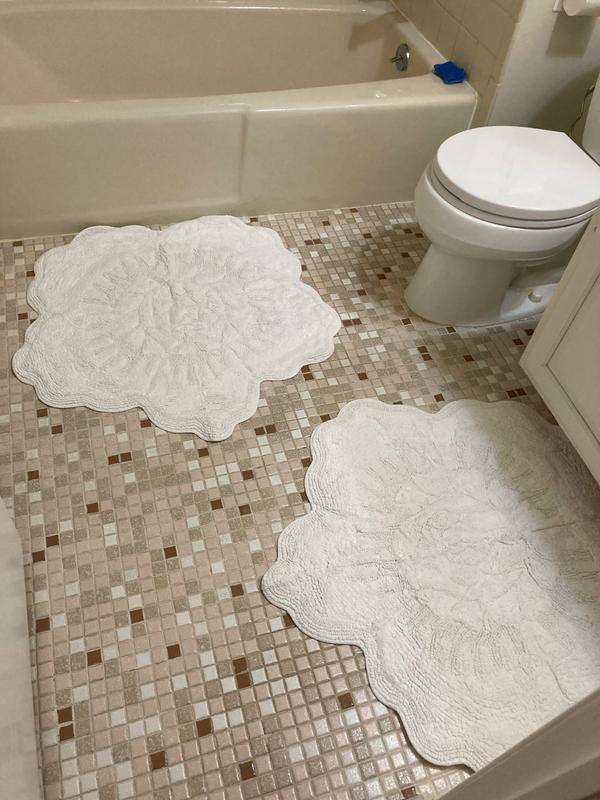 【即発】Anthropologie カスティリヤ ローズバスマット 即発】Anthropologie カスティリヤ ローズバスマット Castile