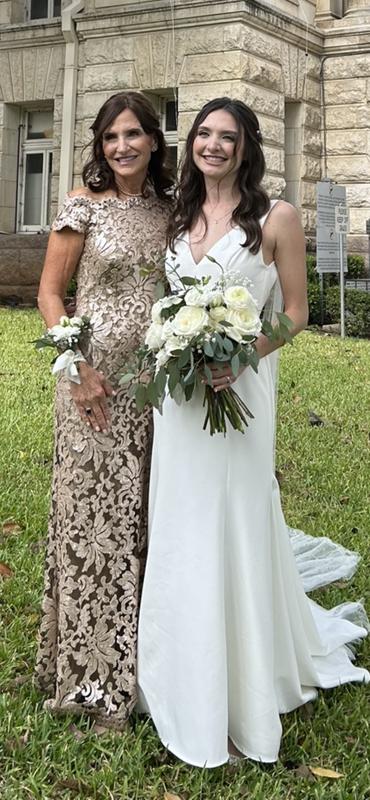 tadashi shoji odette sequin dress Tadashi Shoji Oidette Gold Sequin Lace Overlay full length formal dress