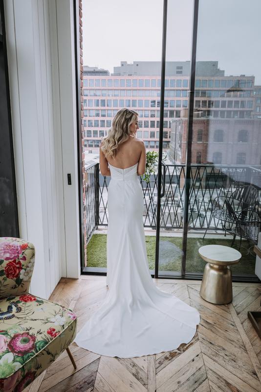 NYにて購入 BHLDN Watters ORLIEサテンウェディングドレス Watters Orlie Gown - Adinas Bridal