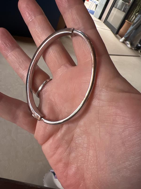 Can see brass showing