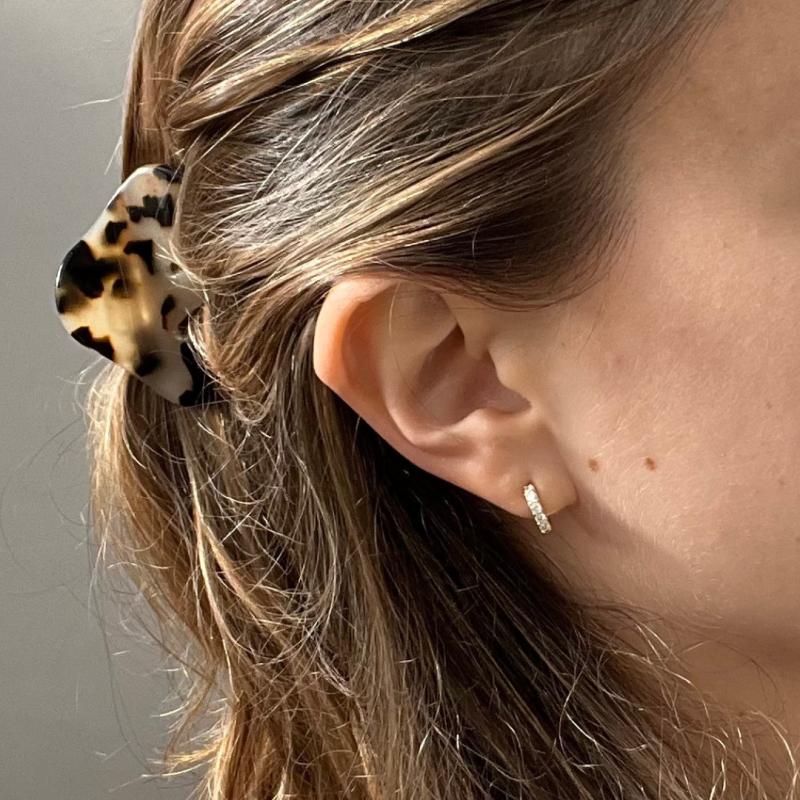 ana luisa◆スターリングシルバーのハギーフープピアス＊SUZANNE Huggie Hoop Earrings | Ana Luisa | Online Jewelry Store At