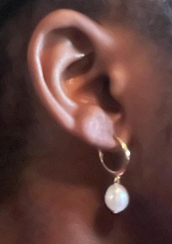 【ana luisa】フリーダ パール ハギー フープ Pearl Huggie Hoops - Frida Silver | Ana Luisa | Online