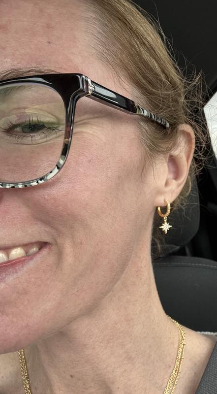 Customer photo for "Great everyday earrings"