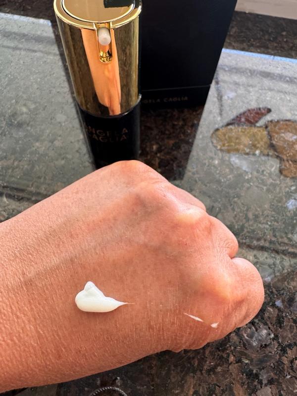 Customer photo for "Thick eye cream"
