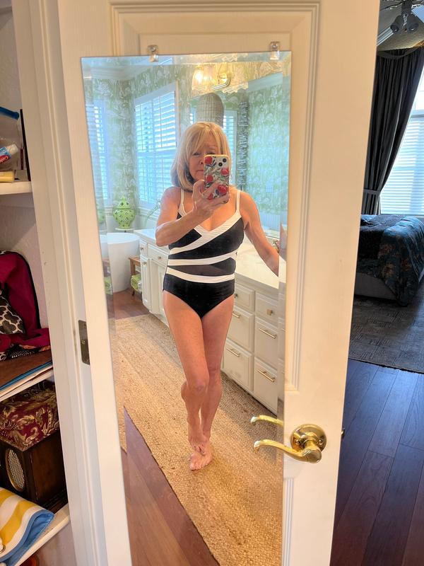 Review Thumbnail Image 0 379638817