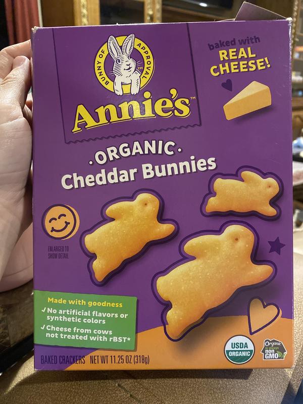 Annie's Baked Snack Crackers, Organic, Cheddar Bunnies - 11.25 oz