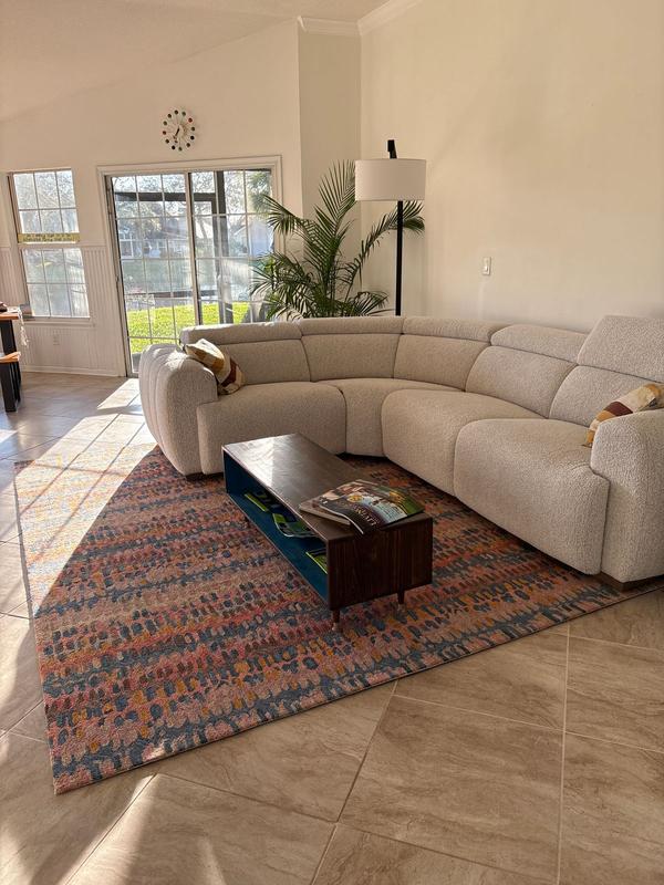 Customer carousel item 1.