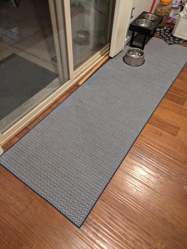 Customer carousel item 4.