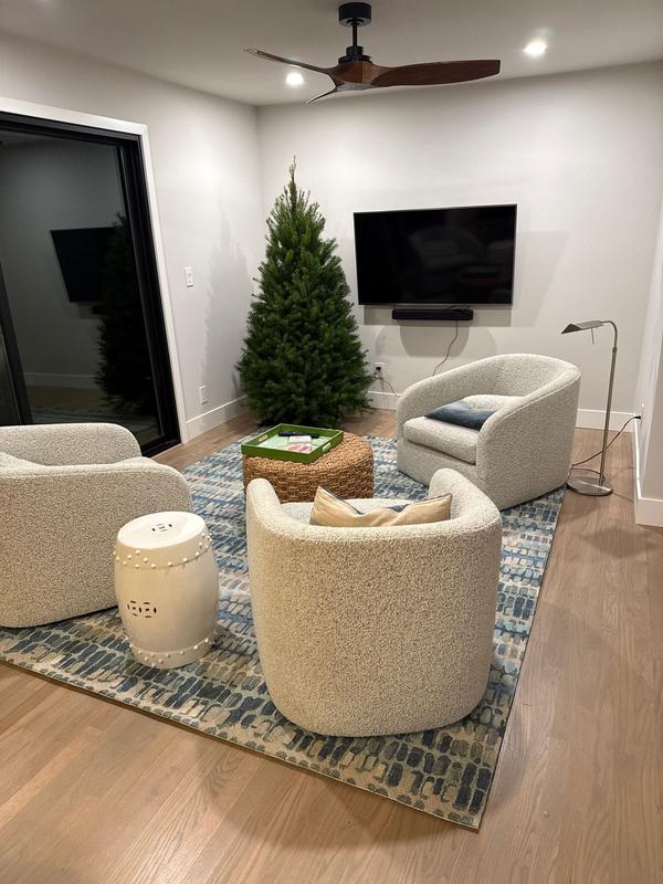 Customer carousel item 5.