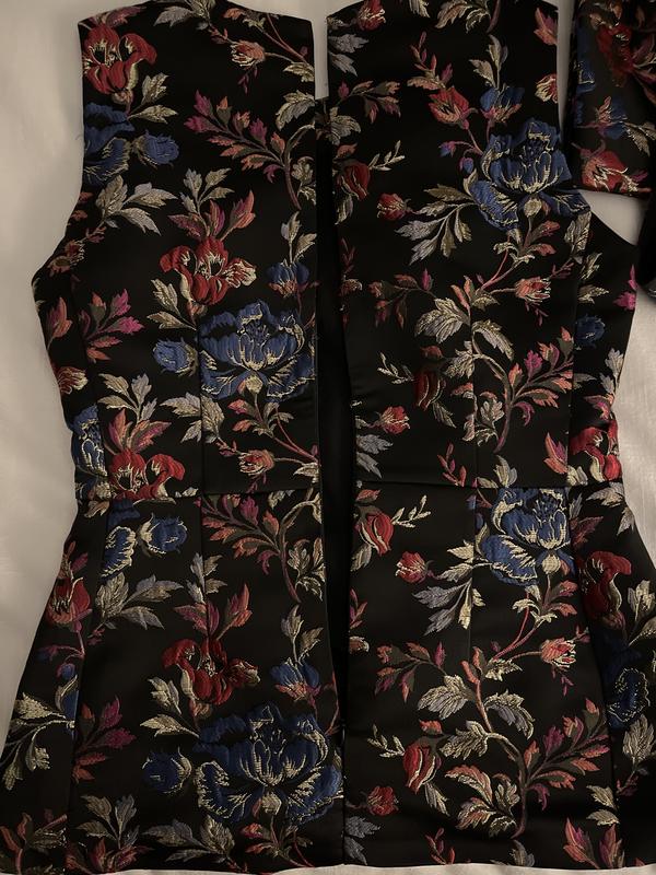 Floral Jacquard Crew Neck Top