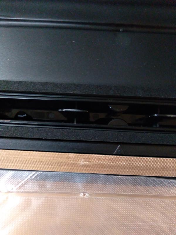 Flaw in sealer strip
