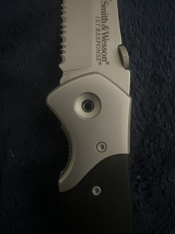 Smith & Wesson® SWFRS 1st Response® Liner Drop Point Knife