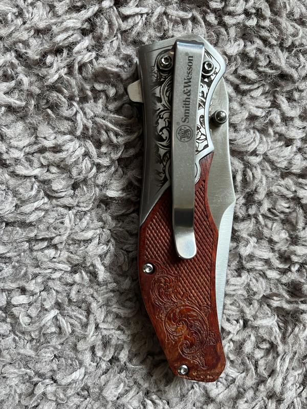 Smith & Wesson Unwavered Knife - Gear Review