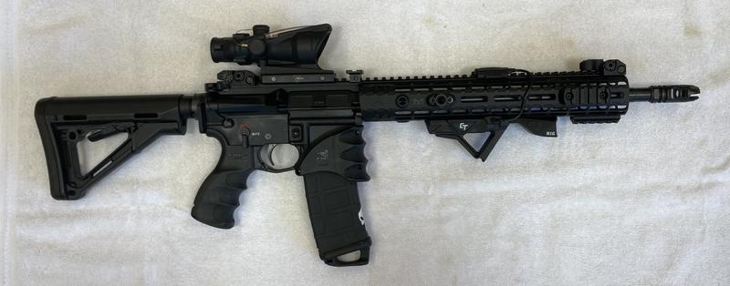 14+ Ar Front Grip With Light