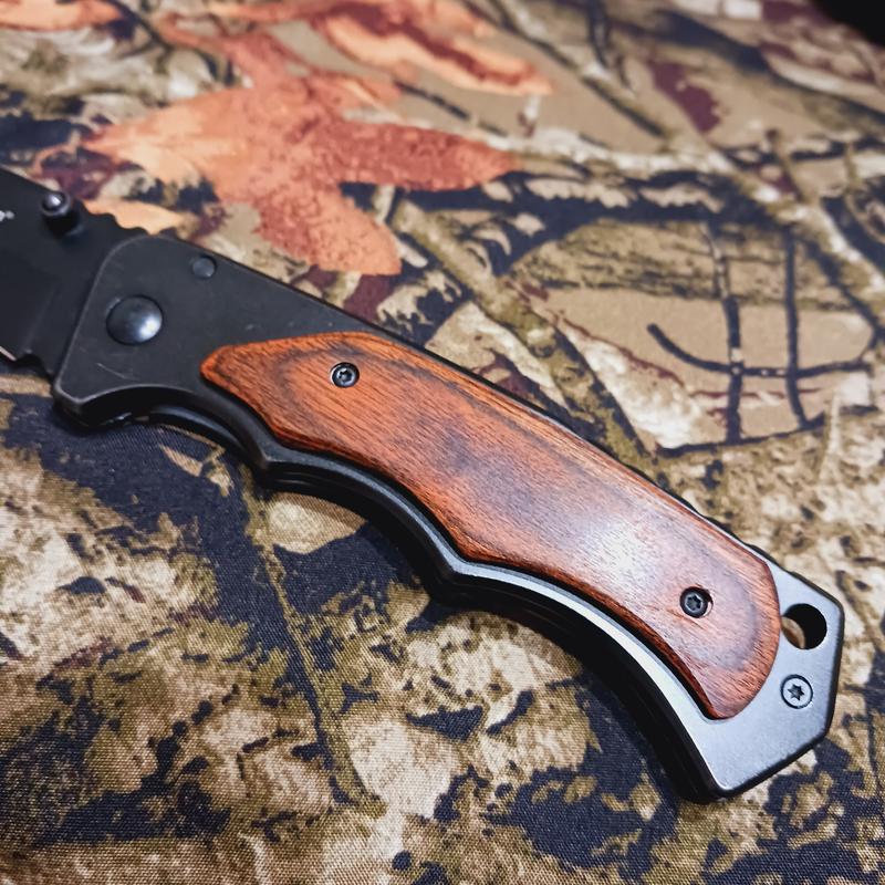 Smith & Wesson® 1136969 Wood Handle Folder | Smith & Wesson