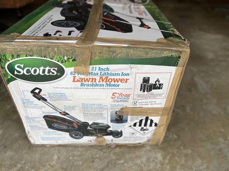 Scotts 62v discount lithium cordless mower