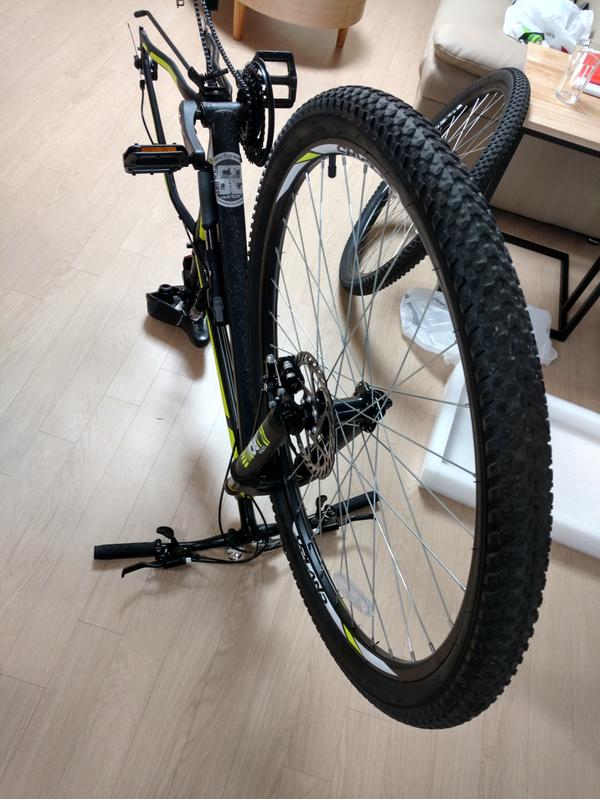 upland 29 inch mountain bike