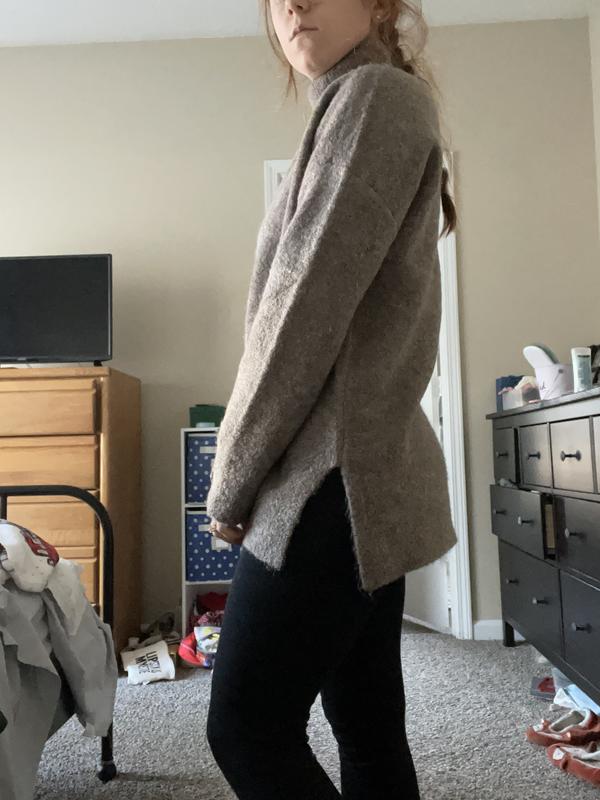 Women's Oversized Boucle Turtleneck | Women's Tops | Abercrombie.com