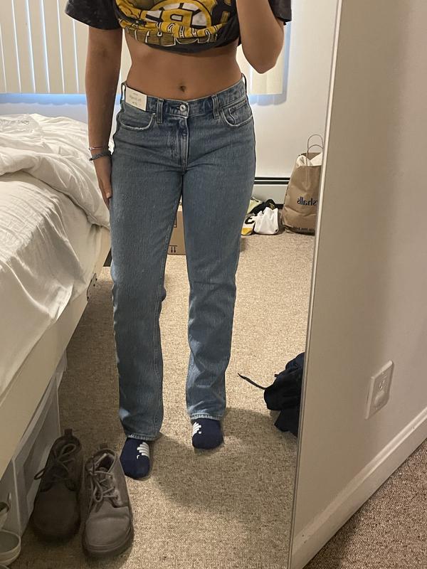 Women's Mid Rise 90s Straight Jean