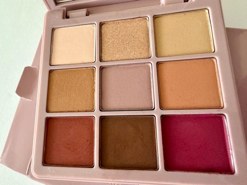 Customer photo for "Hope to see some new palettes"