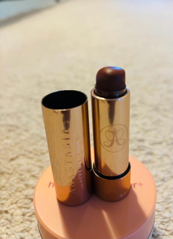 Customer photo for "Creamy, smooth and looks beautiful on every skinto"