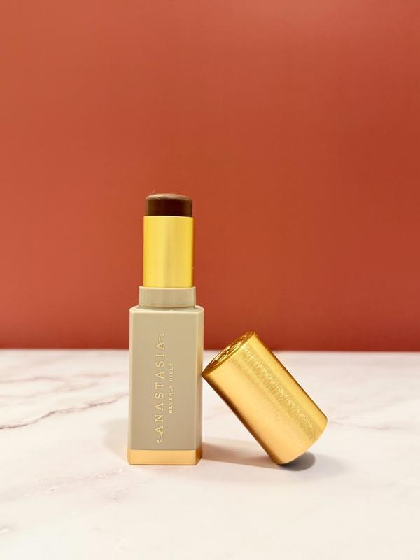 Customer carousel item 11.