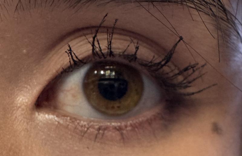 This eye is even worse (my lashes on this eye are more uneven than the other) but as you can see it look absolutely ridiculous for the expensive price tag.