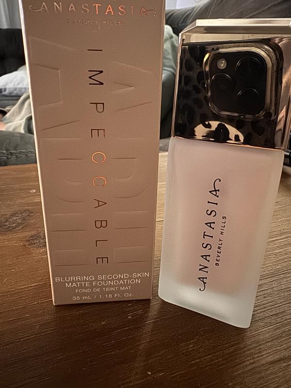 Customer carousel item 12.