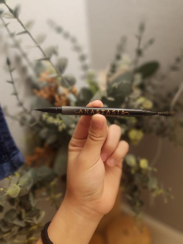 Customer carousel item 7.