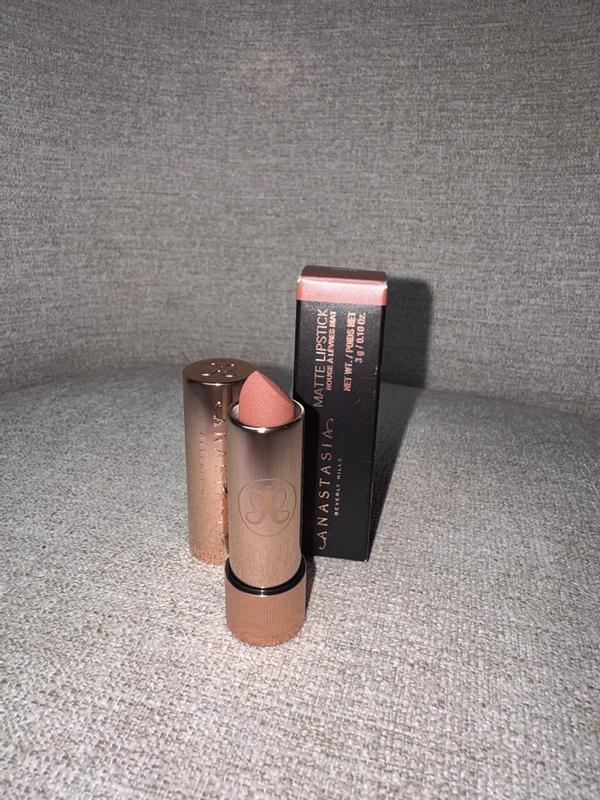 Customer photo for "The best Matte lipsticks"
