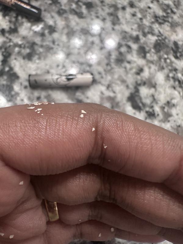 Paint in the lid shedding