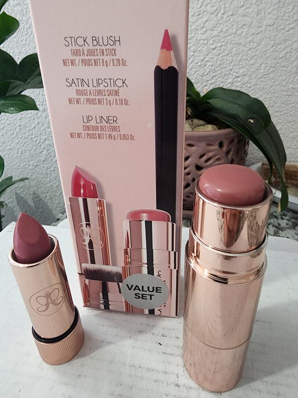 lipstick and blush colors