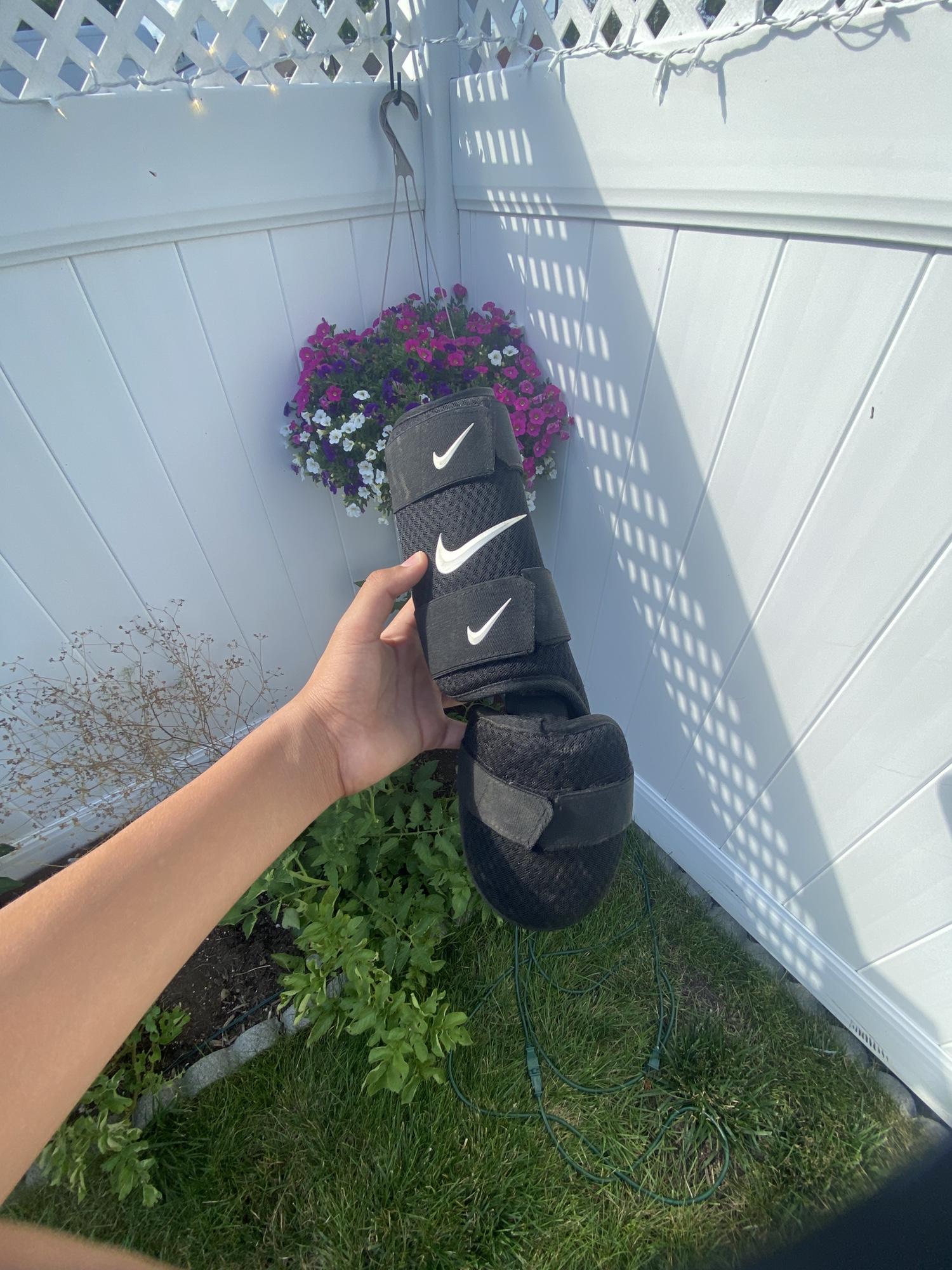 Nike Adult Diamond Batter's Right Leg Guard | Academy