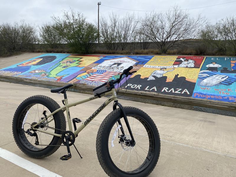 Mongoose Men s Malus 26 in Fat Tire Bike Academy