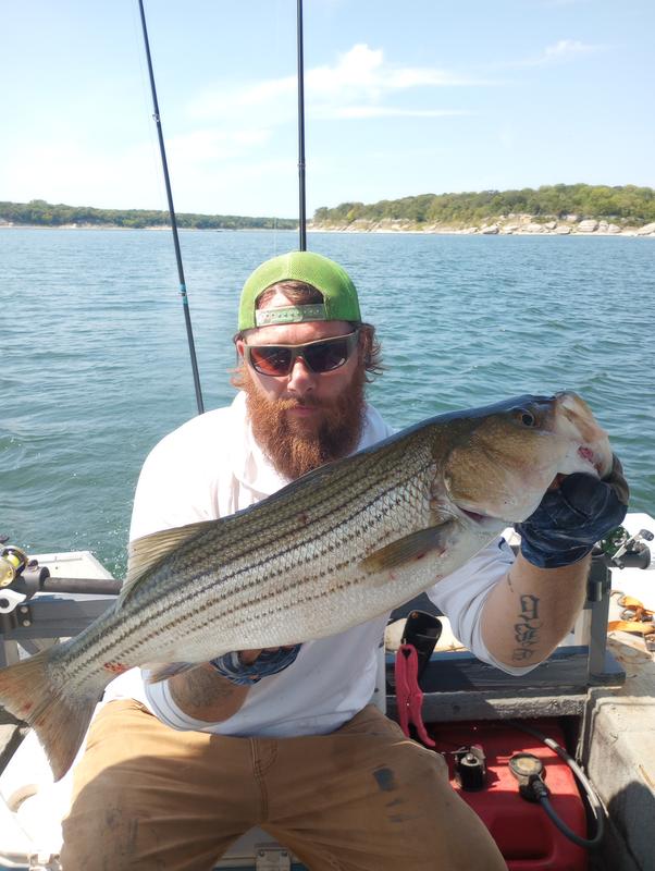 best wiper fishing lures Topwater Bass Lure Kit, Plopping Propeller Tail Bigger Splash Whopping, Soft Plastic Frog Bait 3D Eyes Lifelike Body Pattern, for Bass Snakehead Musky Pike Walleye, 5-Piece Kit : Sports and many more salt Publisher_Hot-B Model:SXJ5.3 G2 RH-RD Commercial Fishing Hooks for