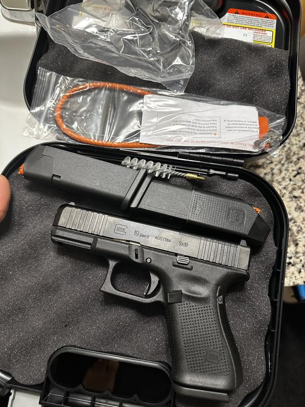 GLOCK 19 - G19 Gen5 Compact MOS AUT 9mm Luger Centerfire Pistol