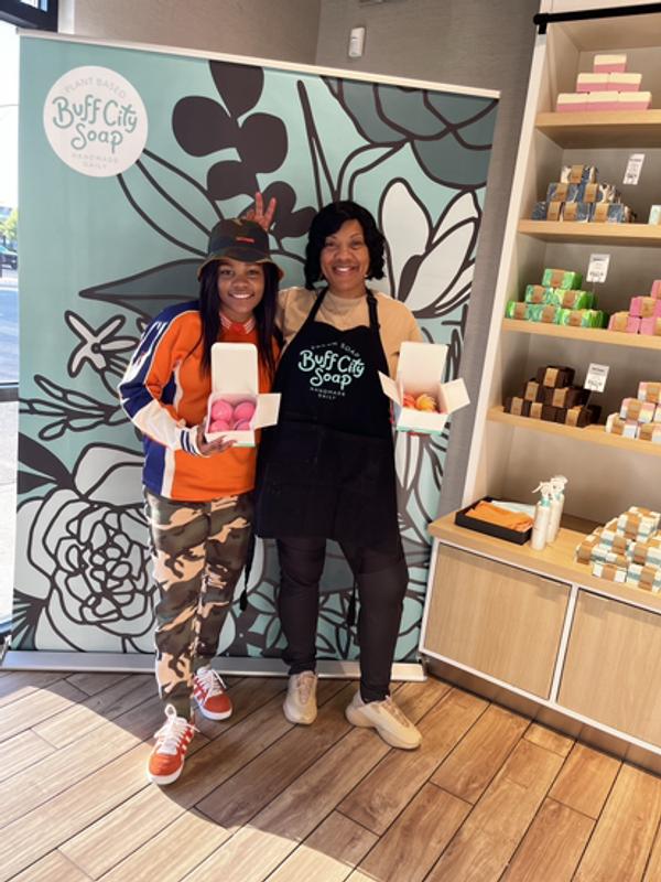 Review Thumbnail Image 0 156329113