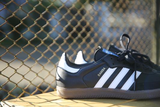 adidas gazelle silver green womens Adidas Samba OG W Maroon Crewht Goldmt
