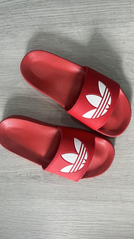 Customer photo for "Quality is good but it is wide for my feet"