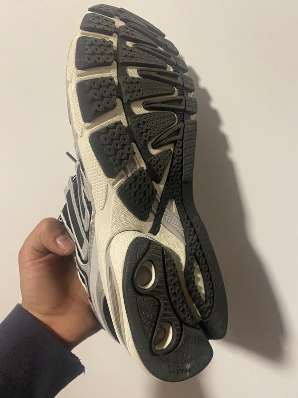 Customer photo for "They are a good option, they are comfortable"