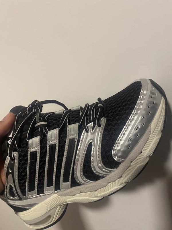 Customer photo for "They are a good option, they are comfortable"