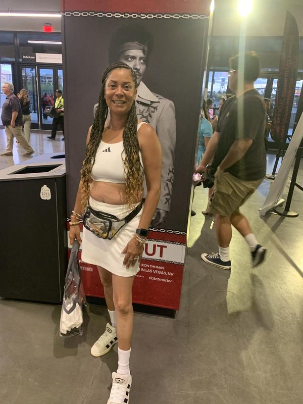 Review Thumbnail Image 0 181097142