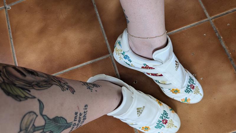 Customer photo for "Great material, comfy and beautiful."
