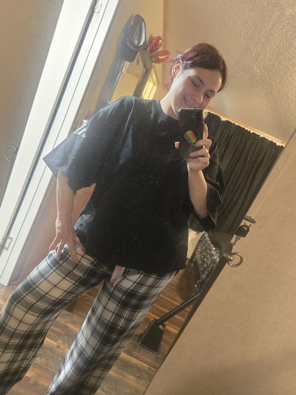 Customer carousel item 14.